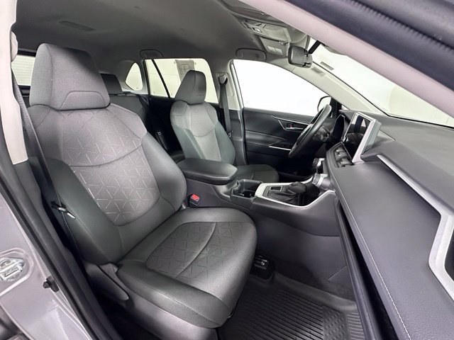 Used 2024 Toyota RAV4 XLE AWD/4WD image 26
