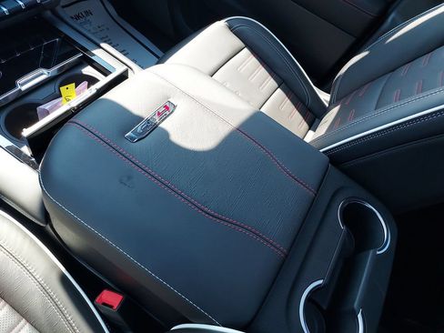 New 2026 GMC Yukon XL AT4 Ultimate w/ LPO, Floor Liner Package AWD/4WD image 27
