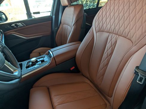 New 2026 BMW X5 xDrive40i w/ Executive Package image 10