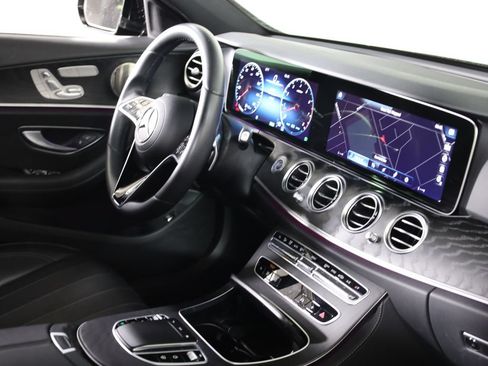 Used 2022 Mercedes-Benz E 450 4MATIC Sedan image 54