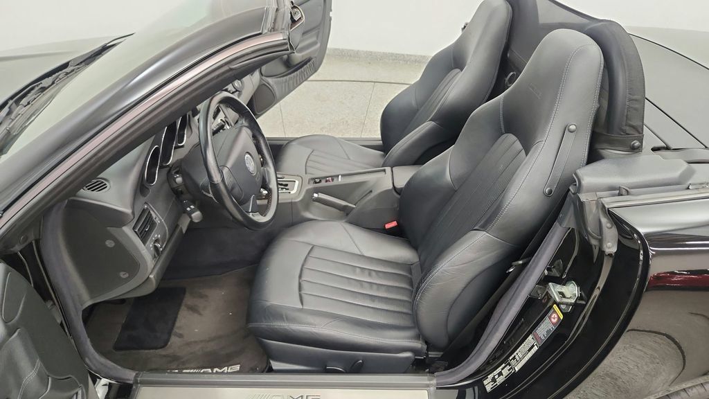 Used 2002 Mercedes-Benz SLK 32 AMG image 38