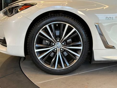 Used 2019 INFINITI Q60 3.0t Luxe AWD/4WD image 24