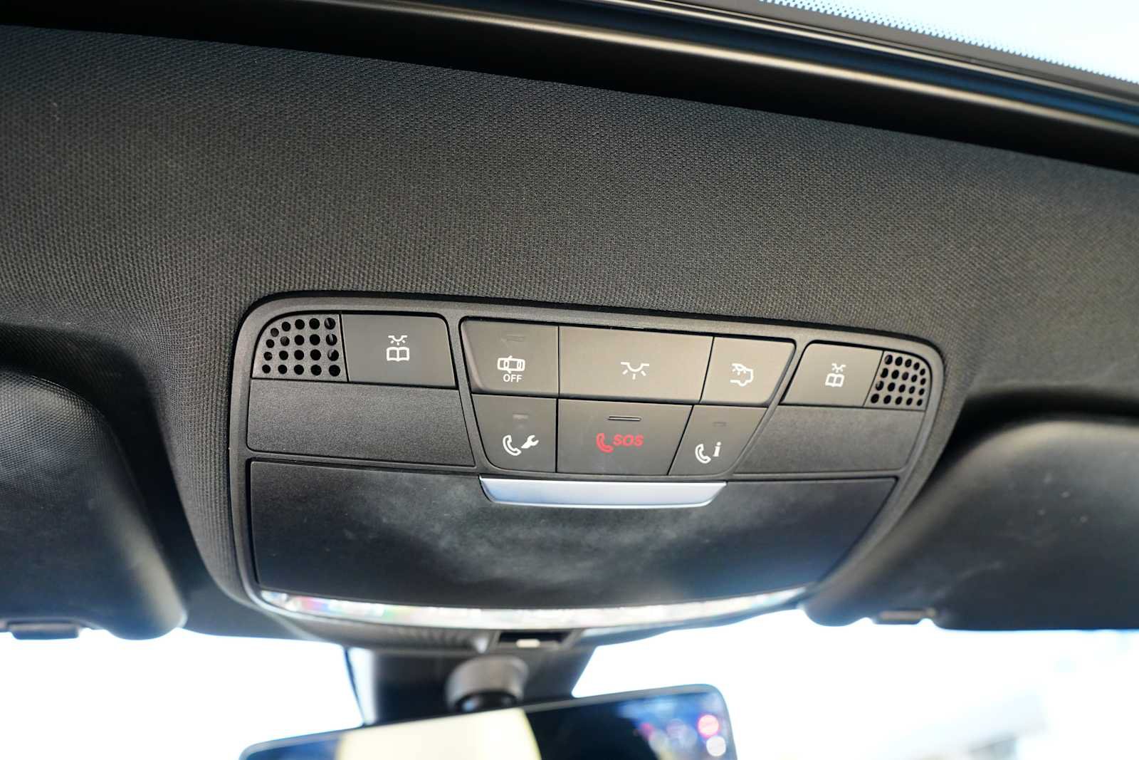 Used 2017 Mercedes-Benz E 300 4MATIC image 28