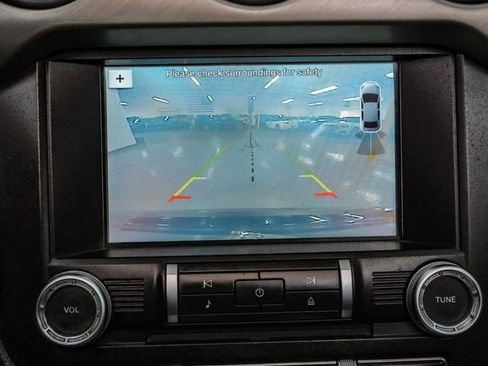 Used 2018 Ford Mustang Premium image 29