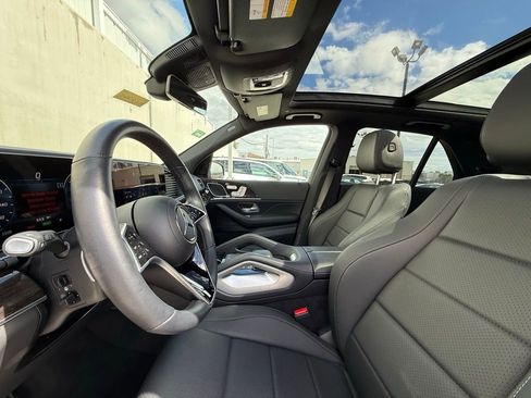 Used 2025 Mercedes-Benz GLE 450e 4MATIC image 5