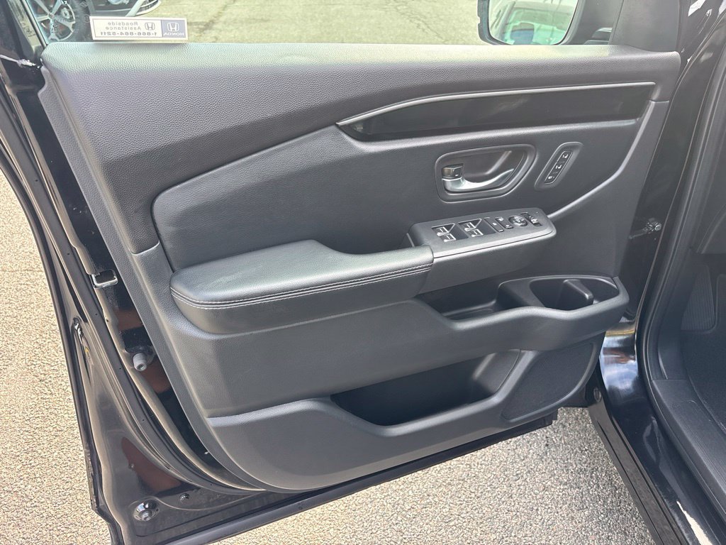 Used 2023 Honda Pilot EX-L image 10