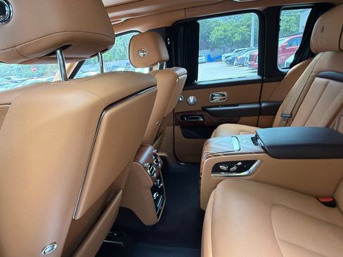 Used 2019 Rolls-Royce Cullinan AWD/4WD image 8