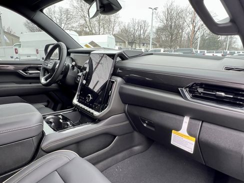 New 2026 GMC Yukon Elevation AWD/4WD image 31