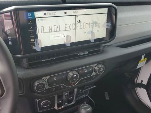 New 2026 Jeep Gladiator Sport image 23