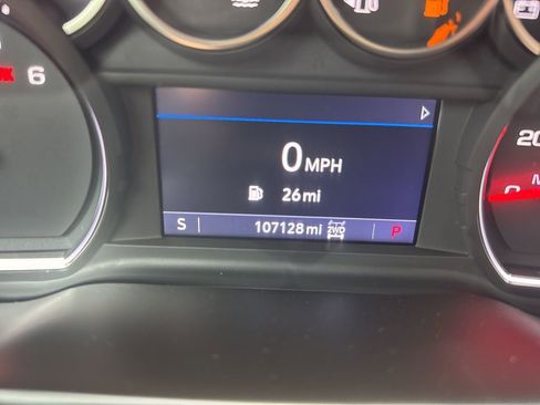 Used 2020 Chevrolet Silverado 1500 RST AWD/4WD image 8