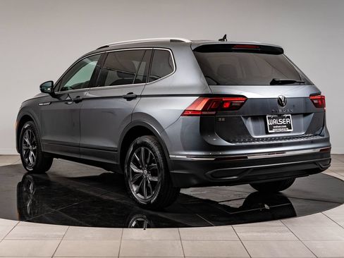 Used 2023 Volkswagen Tiguan SE FWD image 6