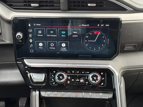 Used 2023 GMC Sierra 1500 Denali w/ Technology Package AWD/4WD image 13