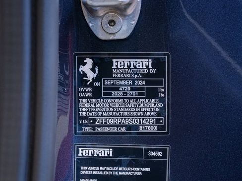 Used 2025 Ferrari Roma Spider image 29