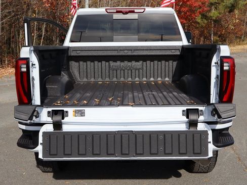 New 2026 GMC Sierra 3500 Denali Ultimate image 24