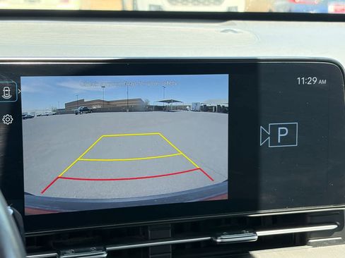 Used 2024 Hyundai Kona SEL AWD/4WD image 16
