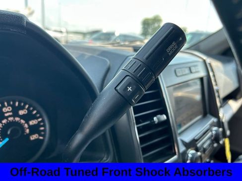 Used 2018 Ford F150 XLT w/ Equipment Group 302A Luxury AWD/4WD image 13