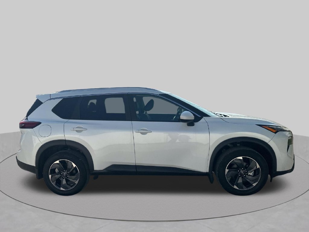 Certified 2025 Nissan Rogue SV w/ SV Premium Package FWD image 40