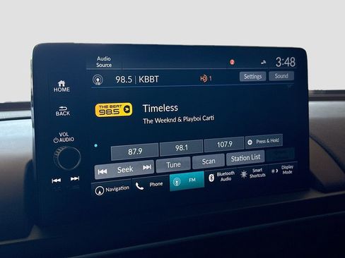 Used 2025 Honda Pilot Elite image 15