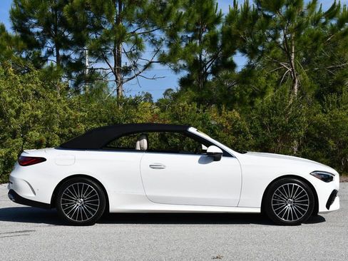 Used 2024 Mercedes-Benz CLE 450 4MATIC Cabriolet image 49