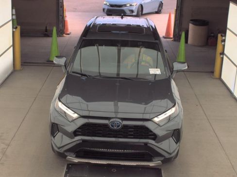 Used 2023 Toyota RAV4 SE w/ Convenience Package AWD/4WD image 2