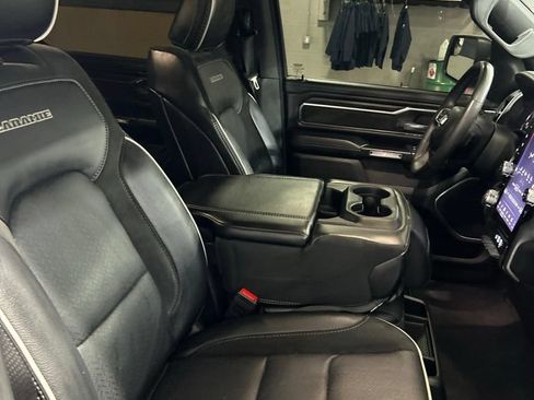 Used 2025 RAM 1500 Laramie AWD/4WD image 12