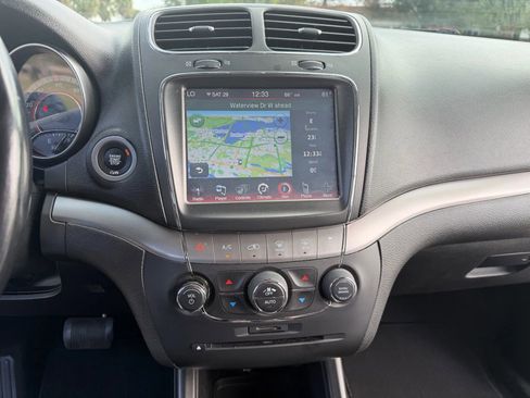 Used 2020 Dodge Journey Crossroad w/ Popular Equipment Group image 21