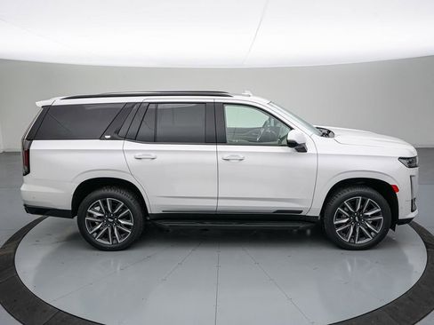 Used 2023 Cadillac Escalade Sport Platinum AWD/4WD image 4