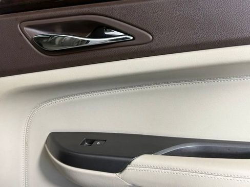 Used 2012 Cadillac SRX Luxury FWD image 24