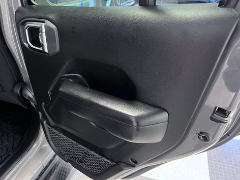 Used 2020 Jeep Wrangler Unlimited Sport S AWD/4WD image 13
