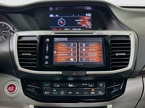 Used 2017 Honda Accord EX-L image 23