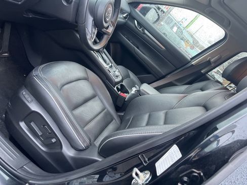 Used 2025 MAZDA CX-5 AWD 2.5 S w/ Preferred Package image 11