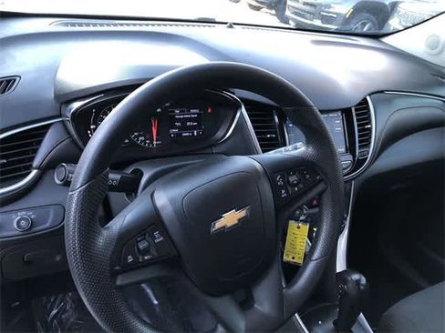 Used 2020 Chevrolet Trax LS w/ Tint and Cruise Package image 13