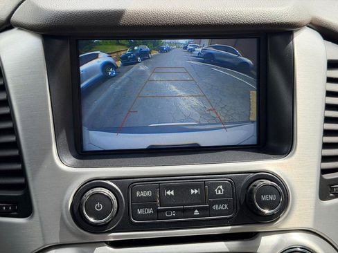 Used 2018 GMC Yukon SLT w/ Premium Edition AWD/4WD image 23