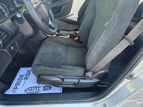 Used 2013 Honda Accord LX image 17