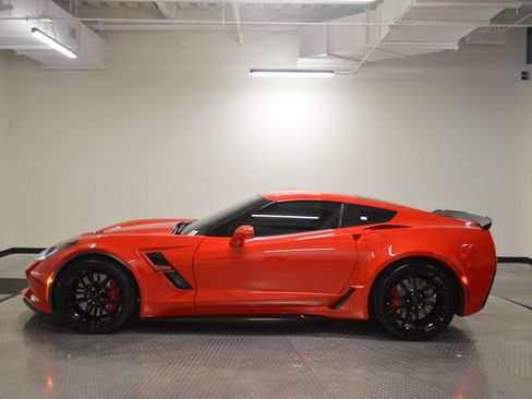 Used 2018 Chevrolet Corvette Grand Sport RWD image 2