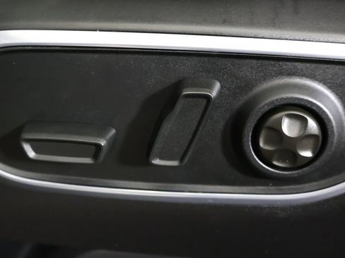 Used 2022 Jeep Wagoneer Series II w/ Premium Group I image 39