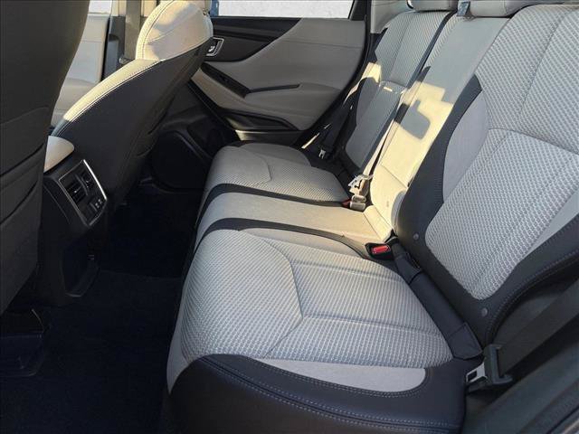 Used 2023 Subaru Forester Premium AWD/4WD image 18