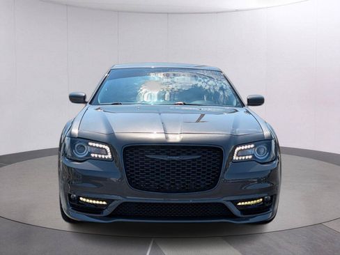 Used 2023 Chrysler 300 Touring L w/ Comfort Group RWD image 8