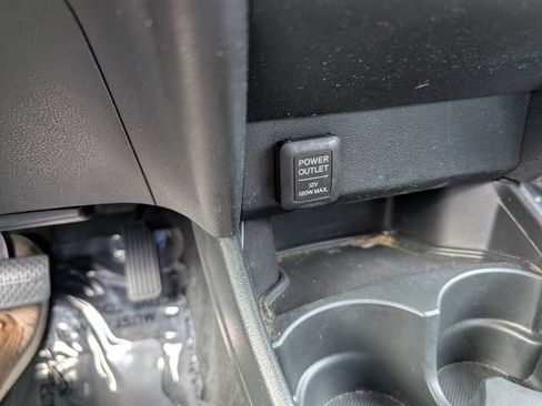 Used 2010 Honda Fit Sport image 23