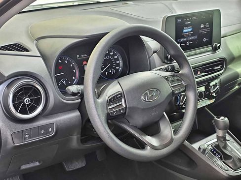 Used 2022 Hyundai Kona SEL w/ Cargo Package image 2