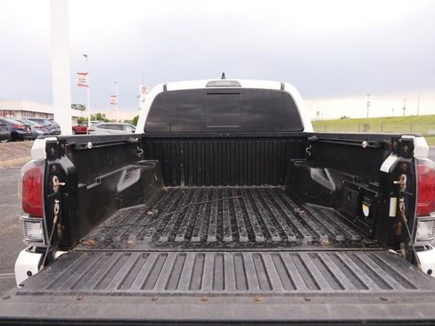 Used 2021 Toyota Tacoma TRD Pro AWD/4WD image 7