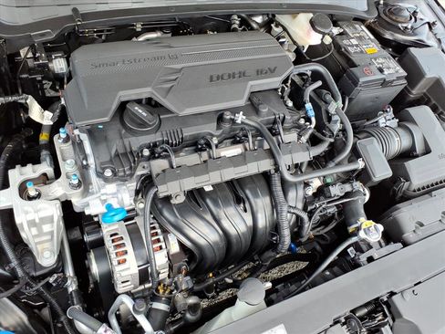 New 2025 Kia K4 LX image 13