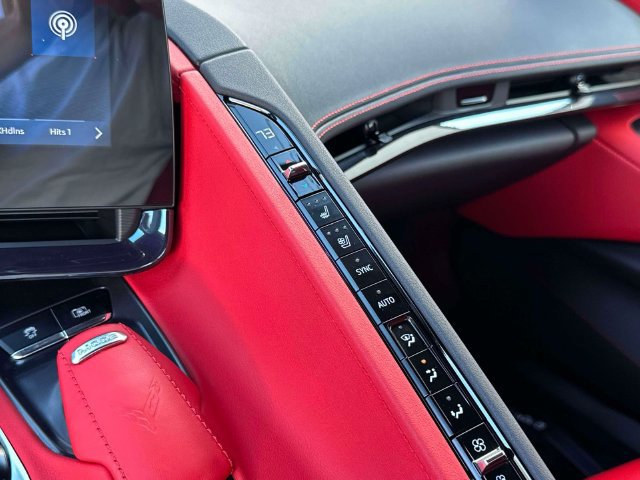 Used 2024 Chevrolet Corvette Stingray Preferred Cpe w/ Z51 Performance Package RWD image 52