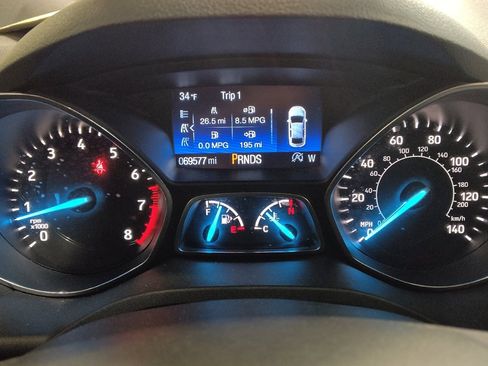 Used 2019 Ford Escape Titanium image 23