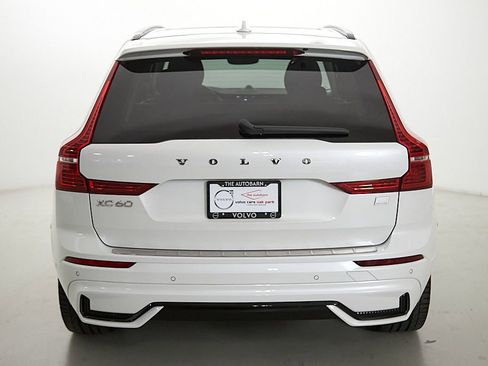 Certified 2023 Volvo XC60 T8 Ultimate w/ Climate Package AWD/4WD image 8