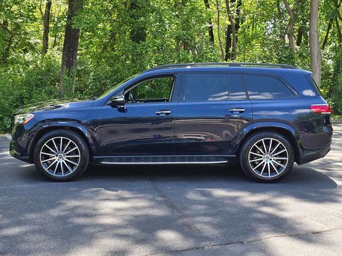 Used 2022 Mercedes-Benz GLS 450 4MATIC image 3