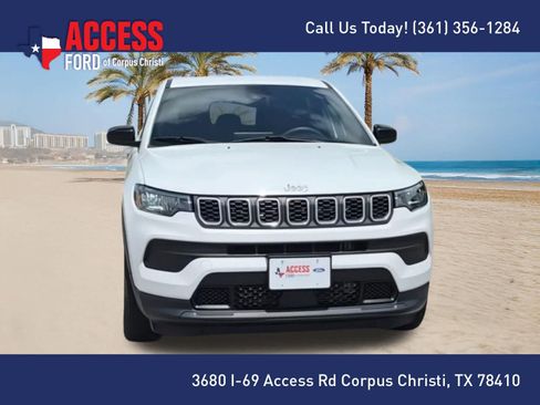 Used 2024 Jeep Compass Sport AWD/4WD image 3