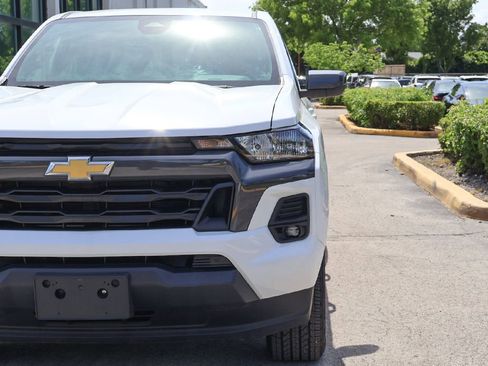 Used 2024 Chevrolet Colorado LT w/ LT Convenience Package II RWD image 12