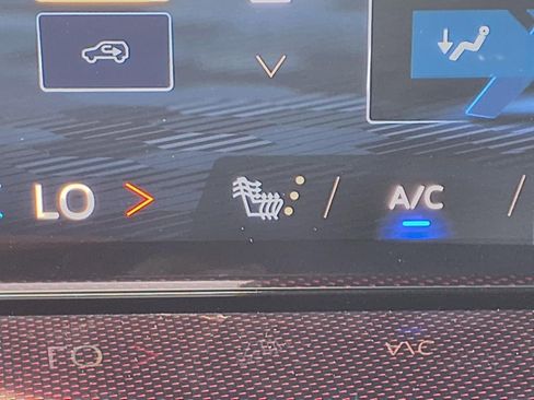 New 2026 Chevrolet Traverse Z71 image 14