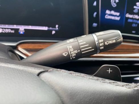 Used 2022 Cadillac Escalade ESV Luxury image 49